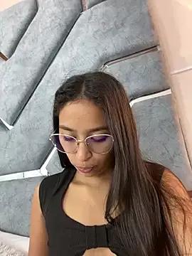 Girls: discover live performances with matured cam models, from teasing to fixations, in a variety of stunning live sex cams.