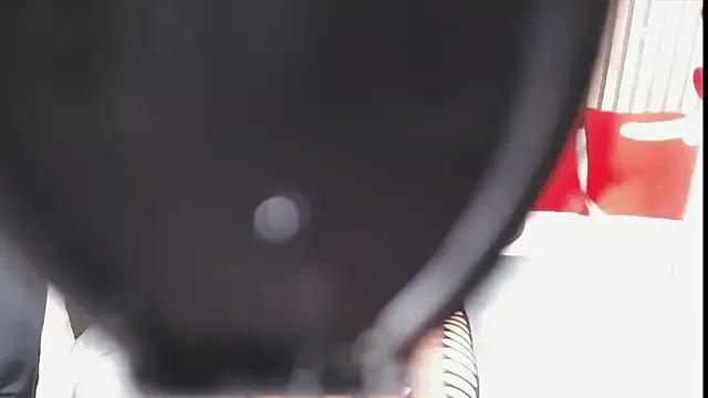 Girls: discover live performances with matured cam models, from teasing to fixations, in a variety of stunning live sex cams.