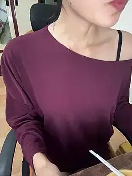 AngelBabyyxx from StripChat is Freechat
