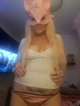 Girls: discover live performances with matured cam models, from teasing to fixations, in a variety of stunning live sex cams.
