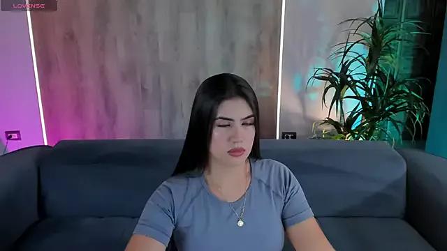 Girls: discover live performances with matured cam models, from teasing to fixations, in a variety of stunning live sex cams.