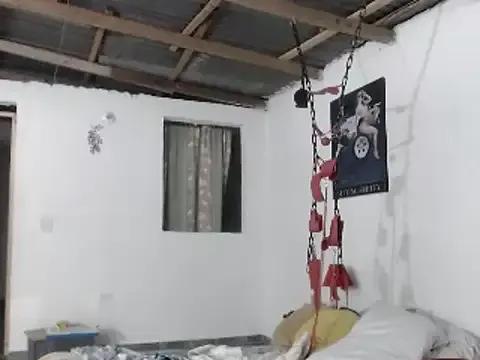 Angelinna_Milf from StripChat is Freechat