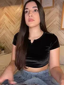 Girls: discover live performances with matured cam models, from teasing to fixations, in a variety of stunning live sex cams.