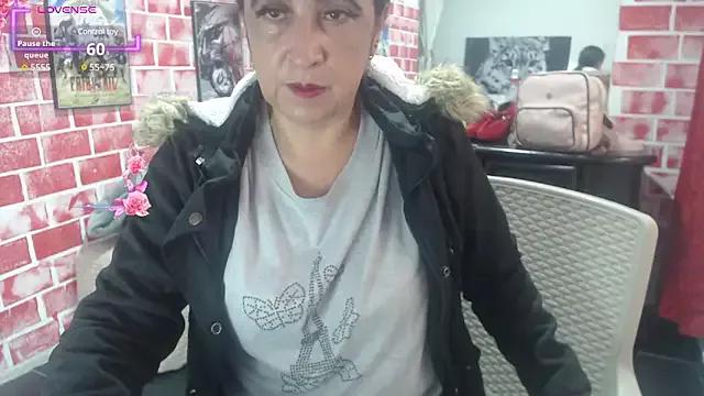 anita_s3x from StripChat is Freechat