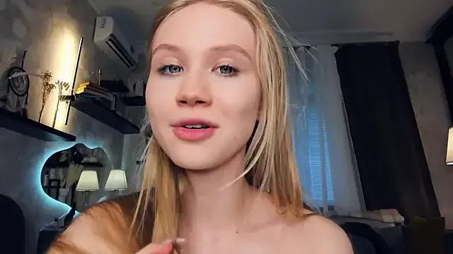 Girls: discover live performances with matured cam models, from teasing to fixations, in a variety of stunning live sex cams.