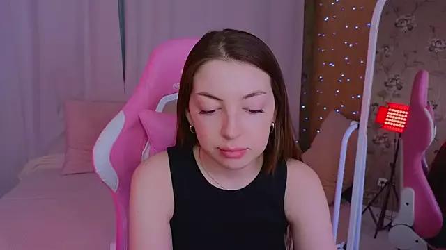 Girls: discover live performances with matured cam models, from teasing to fixations, in a variety of stunning live sex cams.