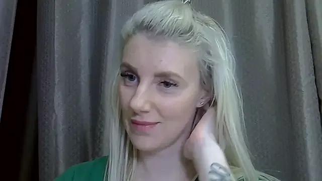 Girls: discover live performances with matured cam models, from teasing to fixations, in a variety of stunning live sex cams.