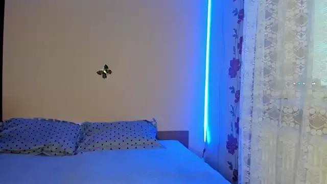 AnnaBellaRise from StripChat