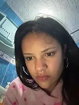 Annabliss_Tw from StripChat