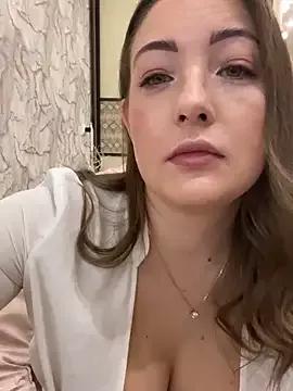 Girls: discover live performances with matured cam models, from teasing to fixations, in a variety of stunning live sex cams.