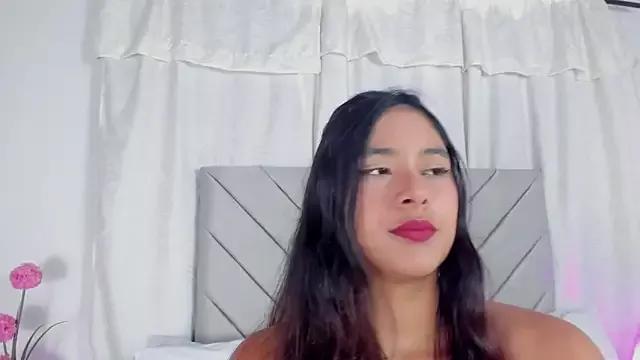 Girls: discover live performances with matured cam models, from teasing to fixations, in a variety of stunning live sex cams.