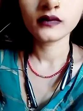 Girls: discover live performances with matured cam models, from teasing to fixations, in a variety of stunning live sex cams.