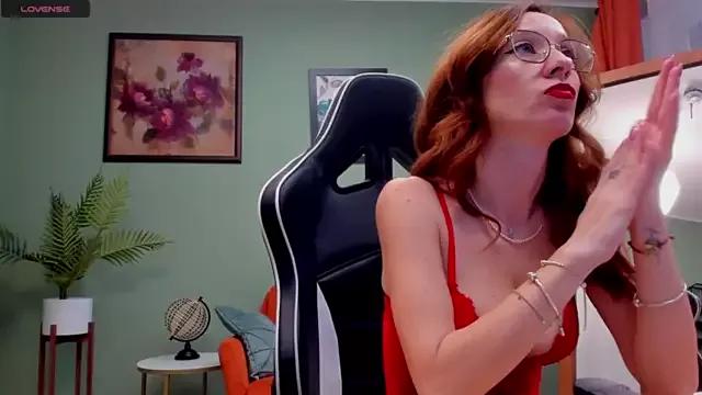 Girls: discover live performances with matured cam models, from teasing to fixations, in a variety of stunning live sex cams.