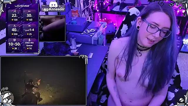 Girls: discover live performances with matured cam models, from teasing to fixations, in a variety of stunning live sex cams.