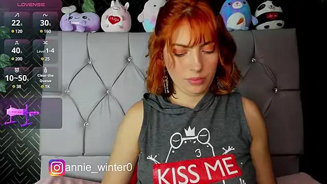 Annie__winter from StripChat