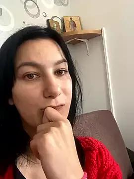 AnnnMary from StripChat