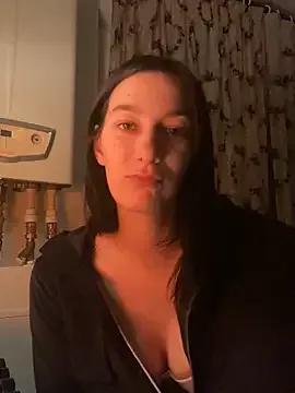 AnnnMary from StripChat