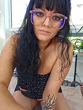 anyalikestosuck from StripChat