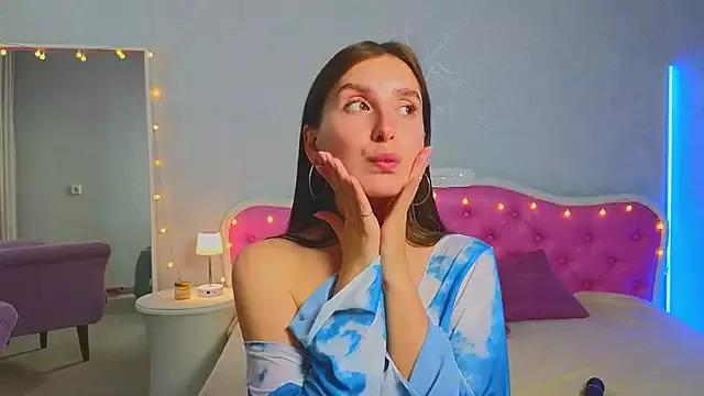 Girls: discover live performances with matured cam models, from teasing to fixations, in a variety of stunning live sex cams.
