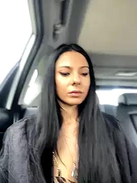 ArianaTurner from StripChat