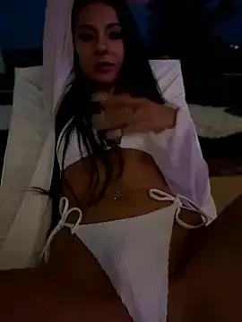 ArianaTurner from StripChat