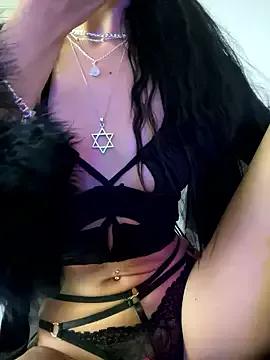 ArianaTurner from StripChat