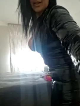 AryaSummers from StripChat