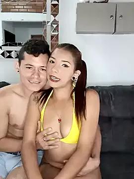 Girls: discover live performances with matured cam models, from teasing to fixations, in a variety of stunning live sex cams.