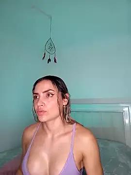 Girls: discover live performances with matured cam models, from teasing to fixations, in a variety of stunning live sex cams.