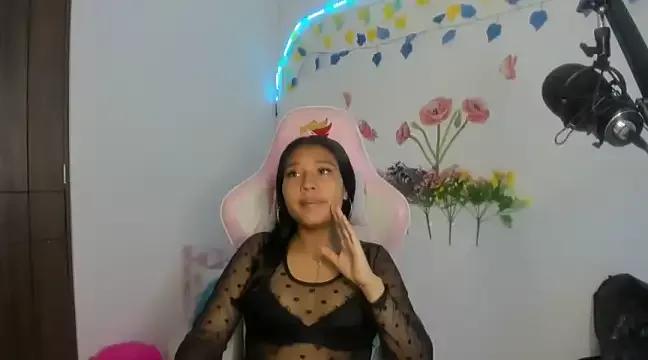 Girls: discover live performances with matured cam models, from teasing to fixations, in a variety of stunning live sex cams.
