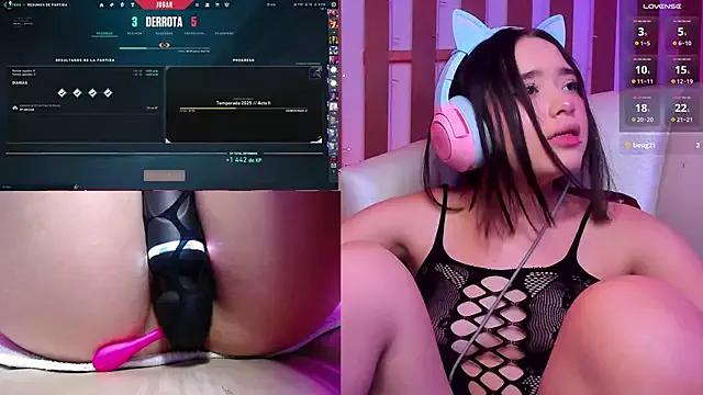 Girls: discover live performances with matured cam models, from teasing to fixations, in a variety of stunning live sex cams.
