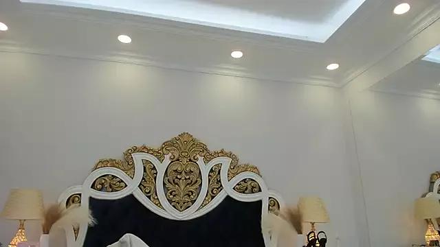 Girls: discover live performances with matured cam models, from teasing to fixations, in a variety of stunning live sex cams.