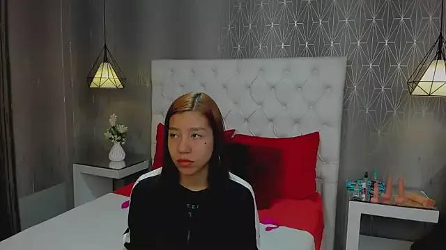 Girls: discover live performances with matured cam models, from teasing to fixations, in a variety of stunning live sex cams.