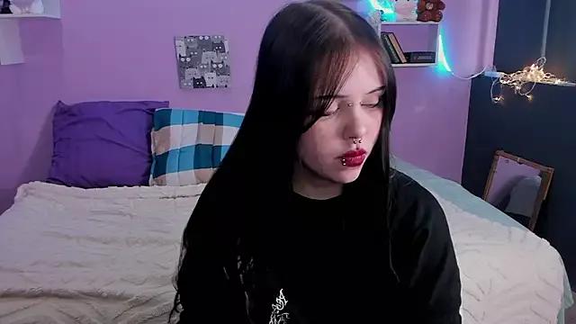 Girls: discover live performances with matured cam models, from teasing to fixations, in a variety of stunning live sex cams.