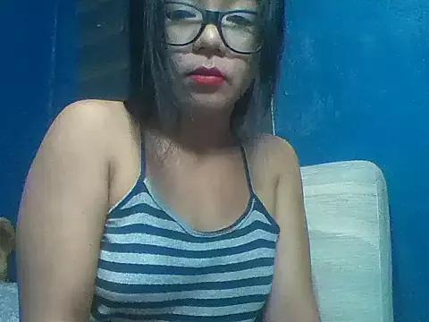 asian-doll from StripChat is Freechat