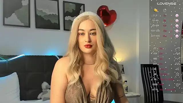 AsianSwan from StripChat