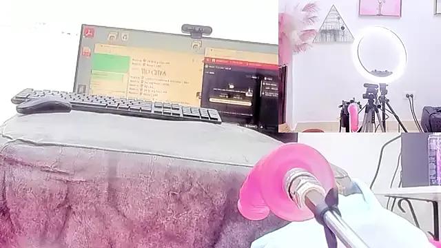 Girls: discover live performances with matured cam models, from teasing to fixations, in a variety of stunning live sex cams.