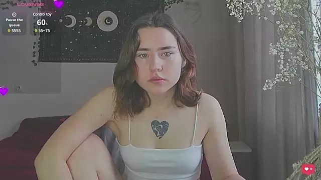 Girls: discover live performances with matured cam models, from teasing to fixations, in a variety of stunning live sex cams.