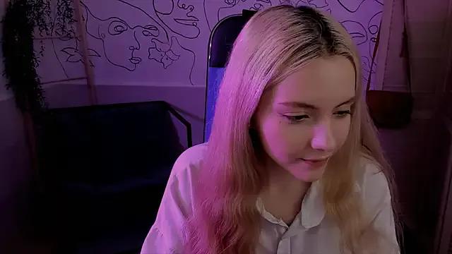 Girls: discover live performances with matured cam models, from teasing to fixations, in a variety of stunning live sex cams.