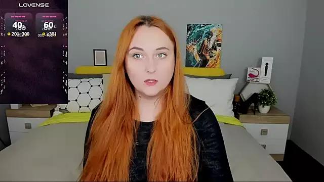 BabeLessi from StripChat