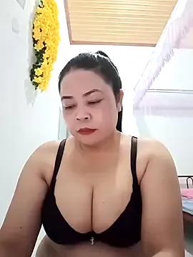 Girls: discover live performances with matured cam models, from teasing to fixations, in a variety of stunning live sex cams.