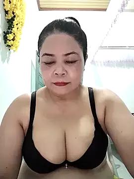 Girls: discover live performances with matured cam models, from teasing to fixations, in a variety of stunning live sex cams.
