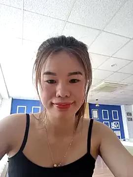 Baby-ladytits2025 from StripChat is Freechat