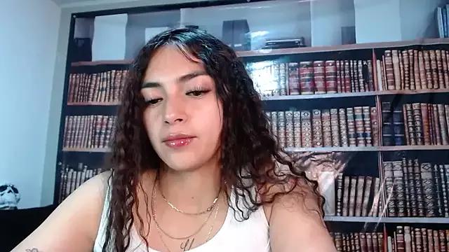 Girls: discover live performances with matured cam models, from teasing to fixations, in a variety of stunning live sex cams.