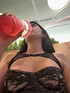 Girls: discover live performances with matured cam models, from teasing to fixations, in a variety of stunning live sex cams.