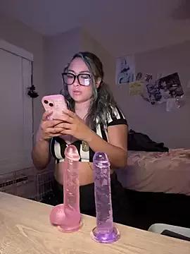 Girls: discover live performances with matured cam models, from teasing to fixations, in a variety of stunning live sex cams.