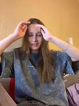 babywaifu from StripChat