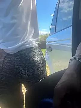 BaddKitty_purrrrs from StripChat