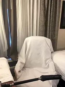 BaddKitty_purrrrs from StripChat