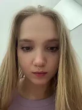 bambi_lu from StripChat is Freechat